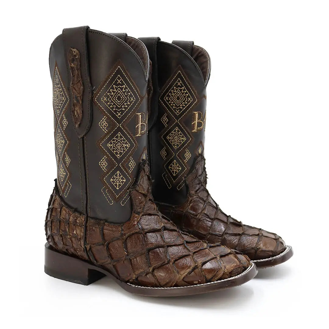 Bota Bulldog de Pescado IM304