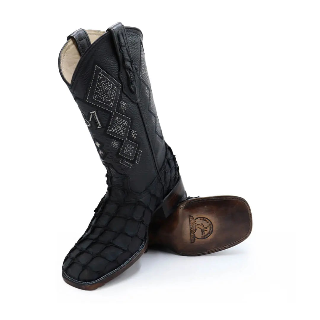 Bota Bulldog de Pescado IM304