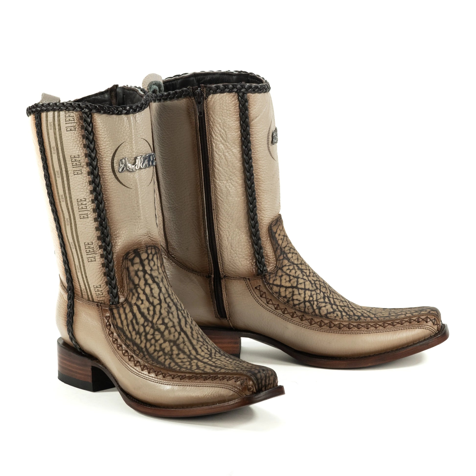 Botín de Cuello de Toro El Jefe IM409